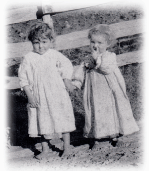photo of Naomi and Ruth walking